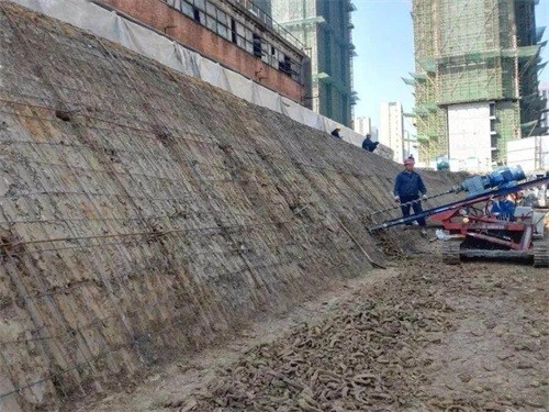西和建筑边坡支护